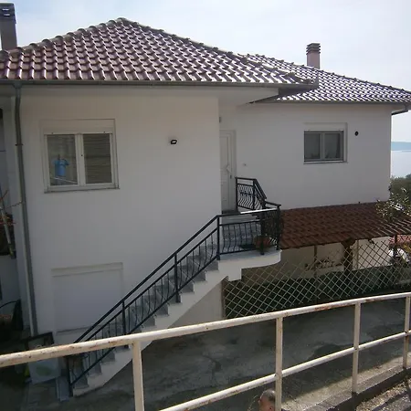 Vakantiehuis Aktaia